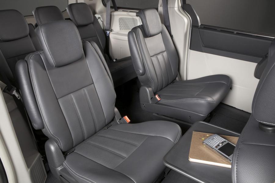  Chrysler Grand Voyager 2008 года  (фото 101 из 108)